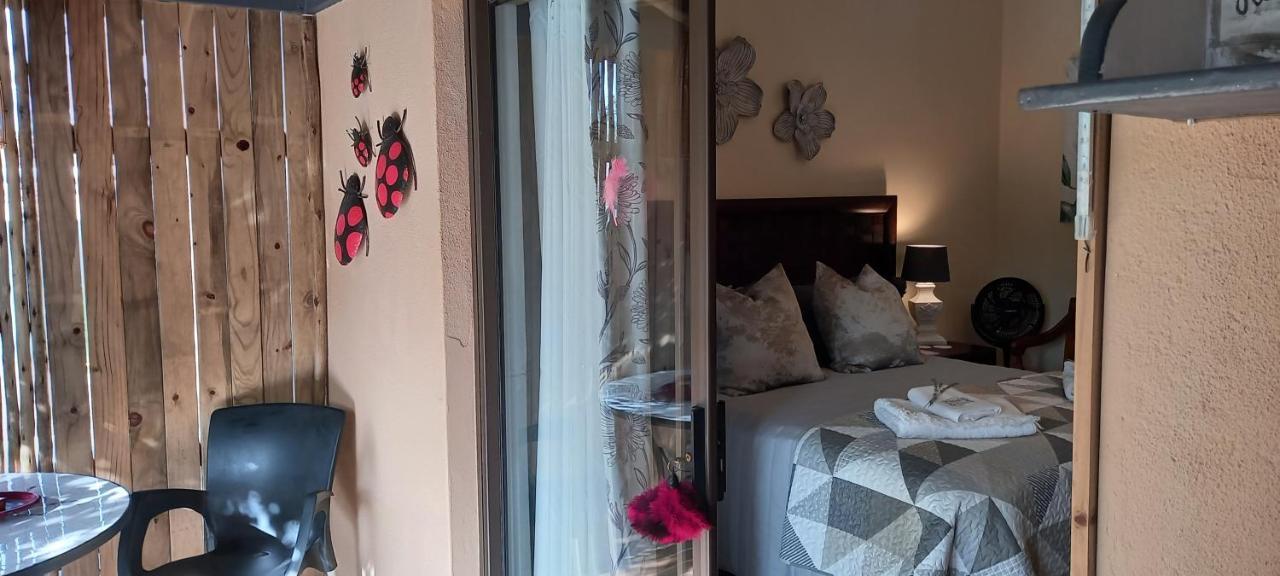Mitat Guesthouse Beaufort West Eksteriør billede