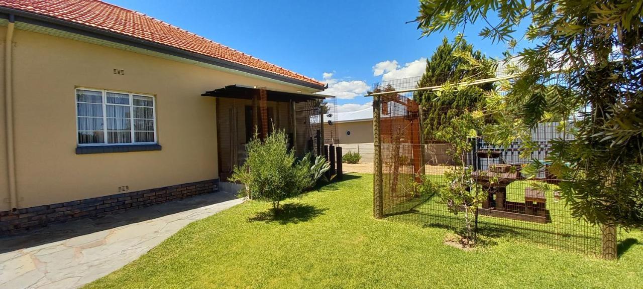 Mitat Guesthouse Beaufort West Eksteriør billede