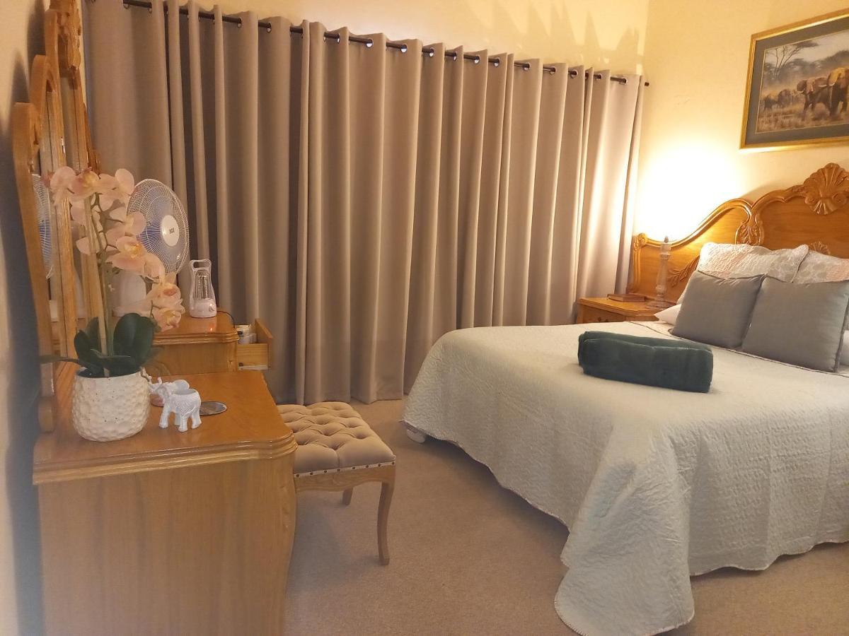 Mitat Guesthouse Beaufort West Eksteriør billede